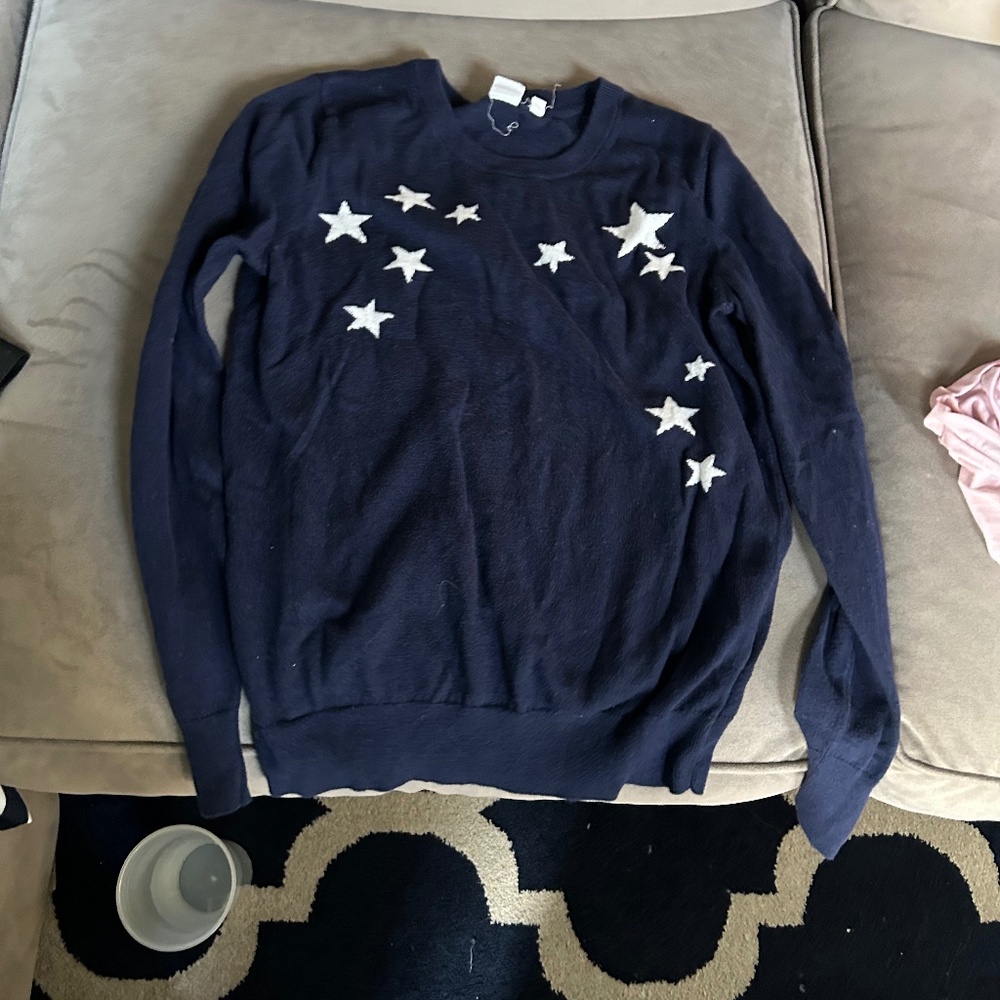 blue and white star Gap sweater